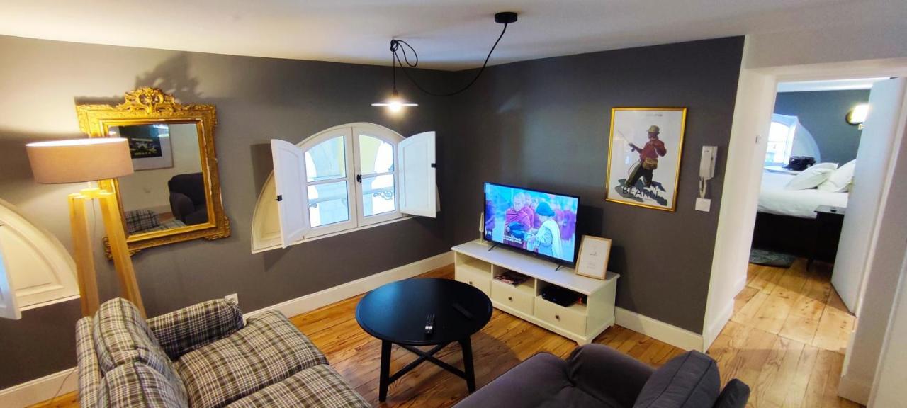 Le Gramont Apartment Pau Bagian luar foto