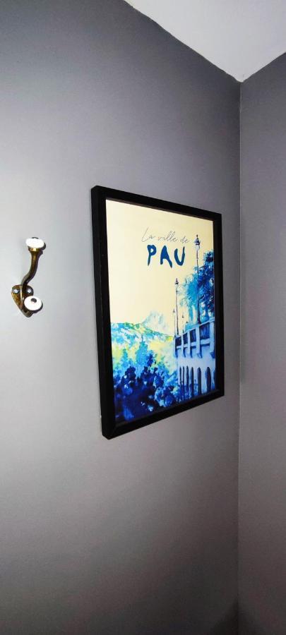 Le Gramont Apartment Pau Bagian luar foto